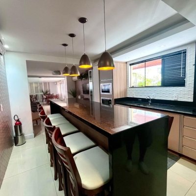 Apartamentos com 84m², 2 quartos, 1 suíte, 1 garagem, no bairro Kobrasol em São José