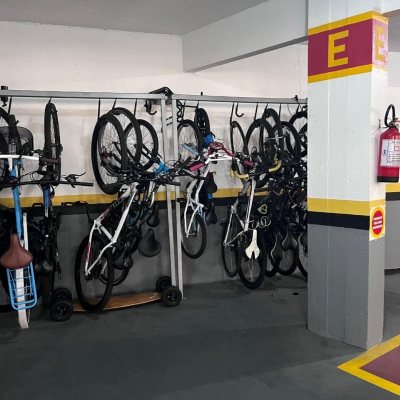 Apartamentos com 84m², 2 quartos, 1 suíte, 1 garagem, no bairro Kobrasol em São José