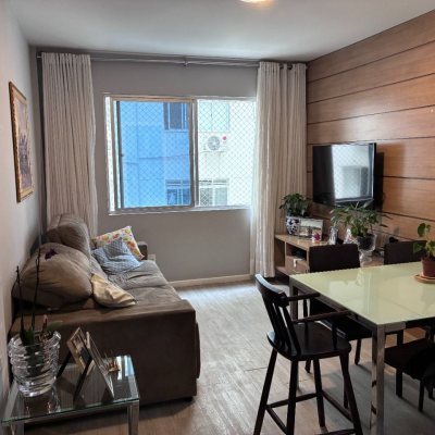 Apartamentos com 83m², 3 quartos, 1 garagem, no bairro Centro em Florianópolis