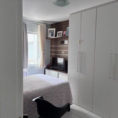 Apartamentos com 83m², 3 quartos, 1 garagem, no bairro Centro em Florianópolis