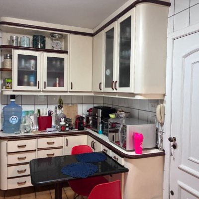 Apartamentos com 83m², 3 quartos, 1 garagem, no bairro Centro em Florianópolis