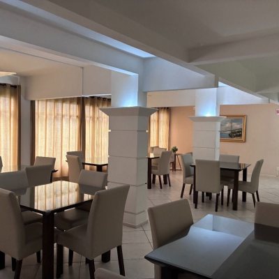 Apartamentos com 83m², 3 quartos, 1 garagem, no bairro Centro em Florianópolis