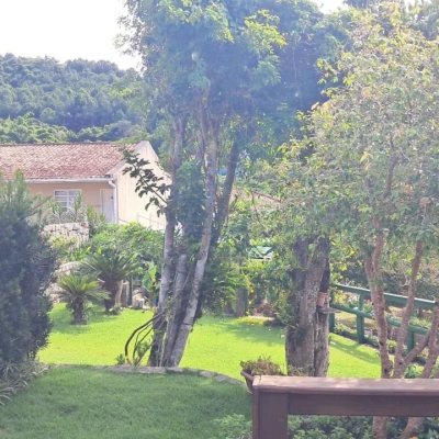 Terreno Comercial/Residencial com 1089m², no bairro Canasvieiras em Florianópolis