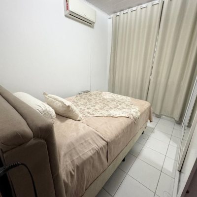 Casa Residencial com 51m², 2 quartos, 1 garagem, no bairro São João Do Rio Vermelho em Florianópolis