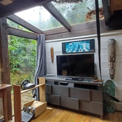 Sitio com 850m², 6 quartos, 3 garagens, no bairro Barra da Lagoa em Florianópolis