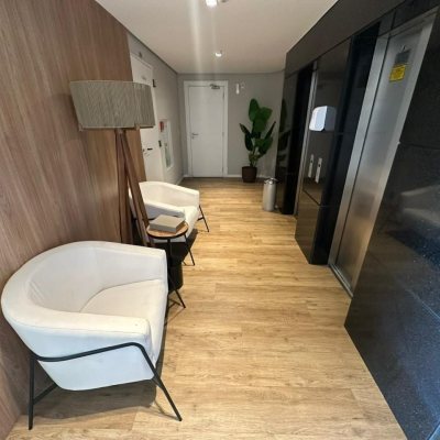 Apartamentos com 94m², 3 quartos, 1 suíte, 2 garagens, no bairro Itacorubi em Florianópolis