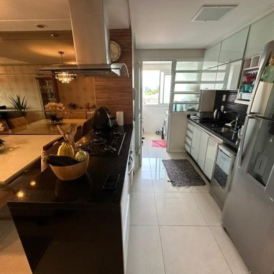 Apartamentos com 94m², 3 quartos, 1 suíte, 2 garagens, no bairro Itacorubi em Florianópolis
