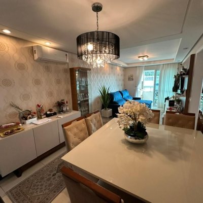 Apartamentos com 94m², 3 quartos, 1 suíte, 2 garagens, no bairro Itacorubi em Florianópolis