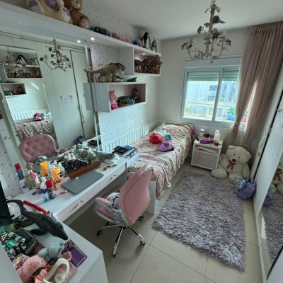 Apartamentos com 94m², 3 quartos, 1 suíte, 2 garagens, no bairro Itacorubi em Florianópolis
