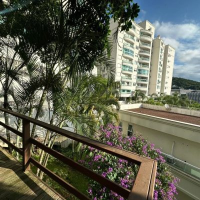 Apartamentos com 94m², 3 quartos, 1 suíte, 2 garagens, no bairro Itacorubi em Florianópolis
