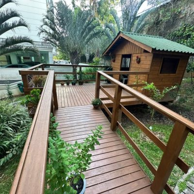 Apartamentos com 94m², 3 quartos, 1 suíte, 2 garagens, no bairro Itacorubi em Florianópolis