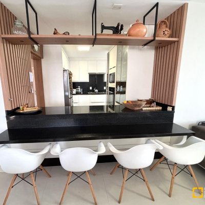 Apartamentos com 202m², 4 quartos (sendo 3 suítes), 2 garagens, no bairro Centro em Florianópolis