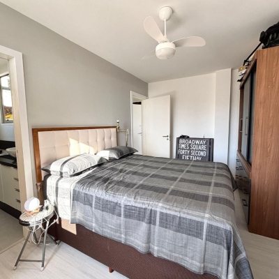 Apartamentos com 202m², 4 quartos (sendo 3 suítes), 2 garagens, no bairro Centro em Florianópolis