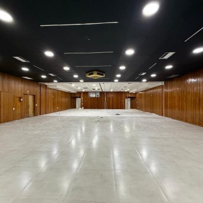 Sala com 531m², 5 garagens, no bairro Centro em Florianópolis