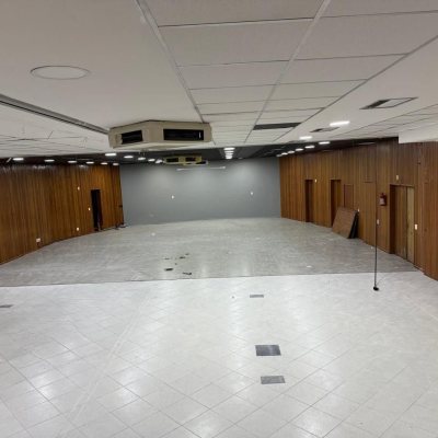 Sala com 531m², 5 garagens, no bairro Centro em Florianópolis