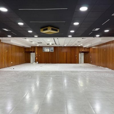 Sala com 531m², 5 garagens, no bairro Centro em Florianópolis