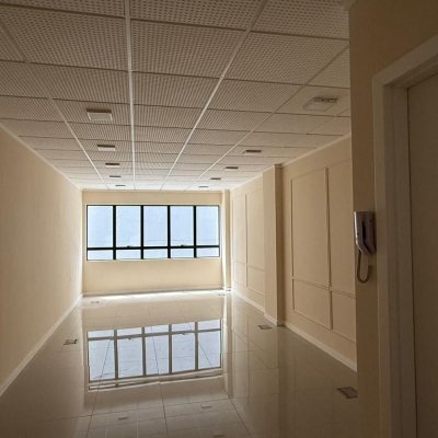 Sala com 37m², 1 garagem, no bairro Itacorubi em Florianópolis