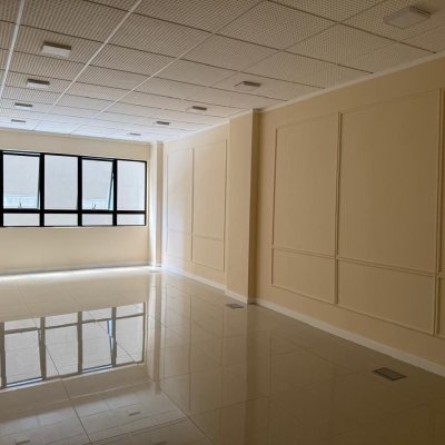 Sala com 37m², 1 garagem, no bairro Itacorubi em Florianópolis