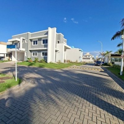 Terrenos Residenciais com 172m², no bairro Beira Rio em Biguaçu
