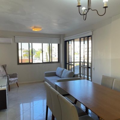 Apartamentos com 107m², 3 quartos, 1 suíte, 1 garagem, no bairro Centro em Florianópolis