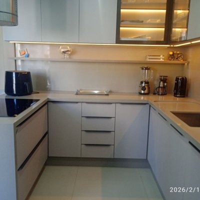 Cobertura com 213m², 3 quartos (sendo 3 suítes), 2 garagens, no bairro Barreiros em São José