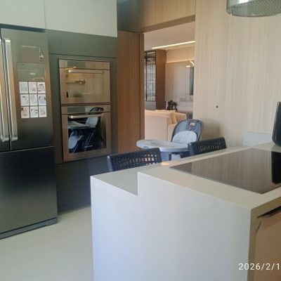 Cobertura com 213m², 3 quartos (sendo 3 suítes), 2 garagens, no bairro Barreiros em São José