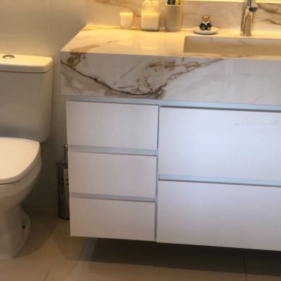 Cobertura com 213m², 3 quartos (sendo 3 suítes), 2 garagens, no bairro Barreiros em São José