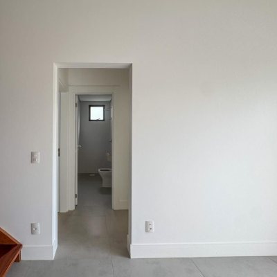 Apartamentos com 73m², 2 quartos (sendo 1 suíte), 1 garagem, no bairro Monte Verde em Florianópolis