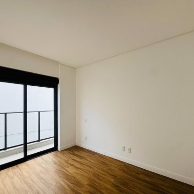Apartamentos com 73m², 2 quartos (sendo 1 suíte), 1 garagem, no bairro Monte Verde em Florianópolis
