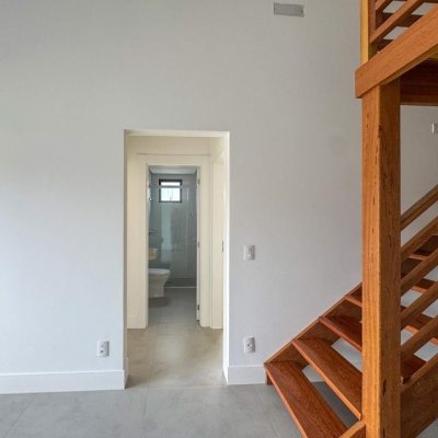 Apartamentos com 74m², 2 quartos (sendo 1 suíte), 1 garagem, no bairro Monte Verde em Florianópolis