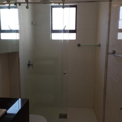 Apartamentos com 110m², 3 quartos, 1 suíte, 2 garagens, no bairro Centro em Florianópolis