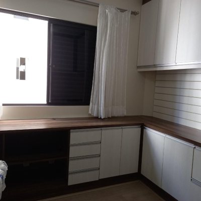 Apartamentos com 110m², 3 quartos, 1 suíte, 2 garagens, no bairro Centro em Florianópolis