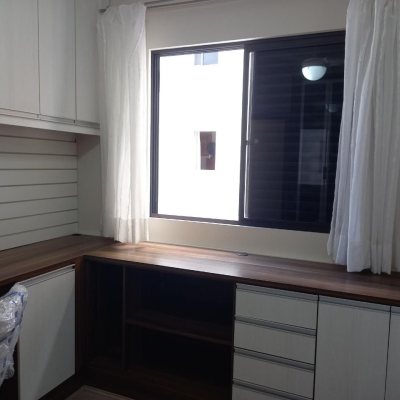 Apartamentos com 110m², 3 quartos, 1 suíte, 2 garagens, no bairro Centro em Florianópolis