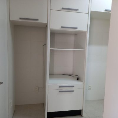 Apartamentos com 110m², 3 quartos, 1 suíte, 2 garagens, no bairro Centro em Florianópolis