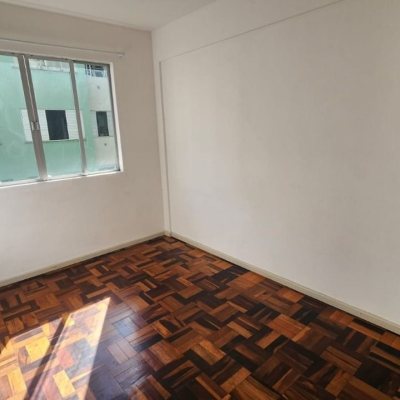 Apartamentos com 67m², 3 quartos, 1 garagem, no bairro Trindade em Florianópolis