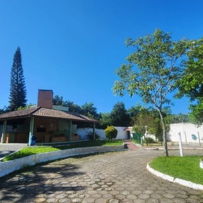 Apartamentos com 67m², 3 quartos, 1 garagem, no bairro Trindade em Florianópolis