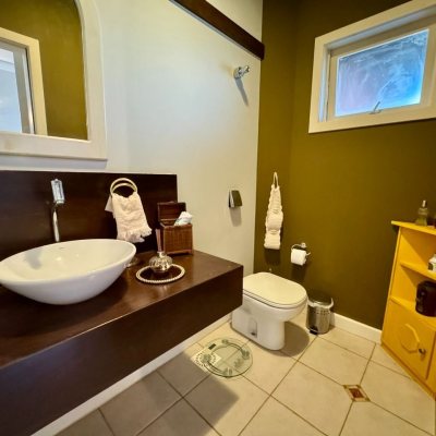 Casa Residencial com 378m², 4 quartos (sendo 3 suítes), 3 garagens, no bairro Lagoa Da Conceição em Florianópolis