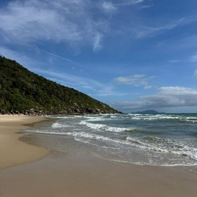 Apartamentos com 42m², 1 quarto, 1 garagem, no bairro Ingleses do Rio Vermelho em Florianópolis