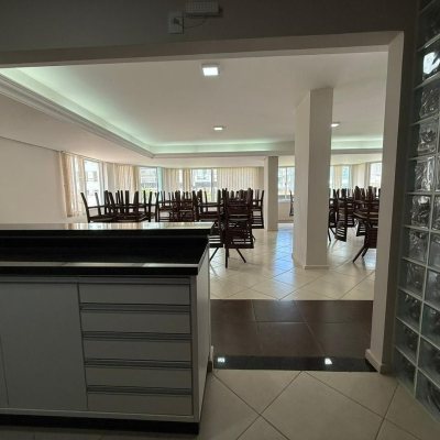 Apartamentos com 42m², 1 quarto, 1 garagem, no bairro Ingleses do Rio Vermelho em Florianópolis