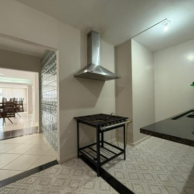 Apartamentos com 42m², 1 quarto, 1 garagem, no bairro Ingleses do Rio Vermelho em Florianópolis