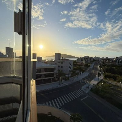 Apartamentos com 42m², 1 quarto, 1 garagem, no bairro Ingleses do Rio Vermelho em Florianópolis