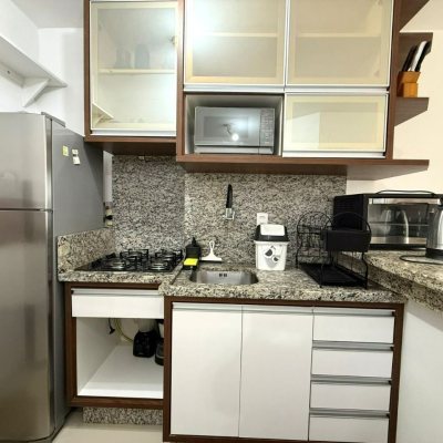 Apartamentos com 42m², 1 quarto, 1 garagem, no bairro Ingleses do Rio Vermelho em Florianópolis