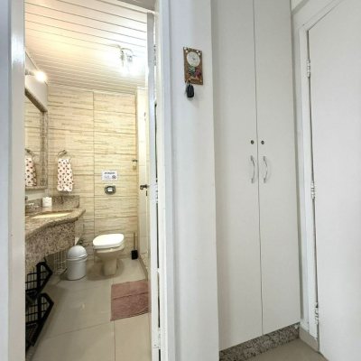 Apartamentos com 42m², 1 quarto, 1 garagem, no bairro Ingleses do Rio Vermelho em Florianópolis