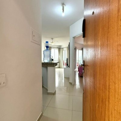 Apartamentos com 42m², 1 quarto, 1 garagem, no bairro Ingleses do Rio Vermelho em Florianópolis