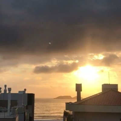 Apartamentos com 42m², 1 quarto, 1 garagem, no bairro Ingleses do Rio Vermelho em Florianópolis