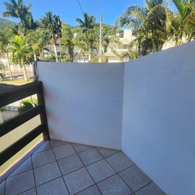 Casa Residencial com 185m², 4 quartos, 2 suítes, 2 garagens, no bairro Itacorubi em Florianópolis