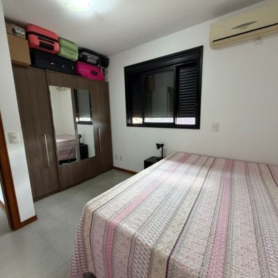 Casa em Condomínio com 118m², 3 quartos, 1 suíte, 2 garagens, no bairro Campeche em Florianópolis