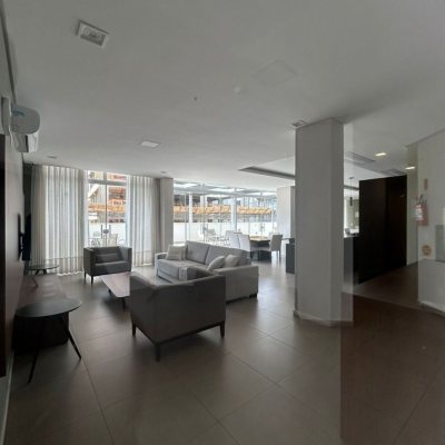 Apartamentos com 68m², 2 quartos (sendo 1 suíte), 2 garagens, no bairro Abraão em Florianópolis