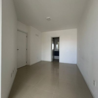 Apartamentos com 68m², 2 quartos (sendo 1 suíte), 2 garagens, no bairro Abraão em Florianópolis