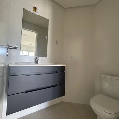 Apartamentos com 68m², 2 quartos (sendo 1 suíte), 2 garagens, no bairro Abraão em Florianópolis